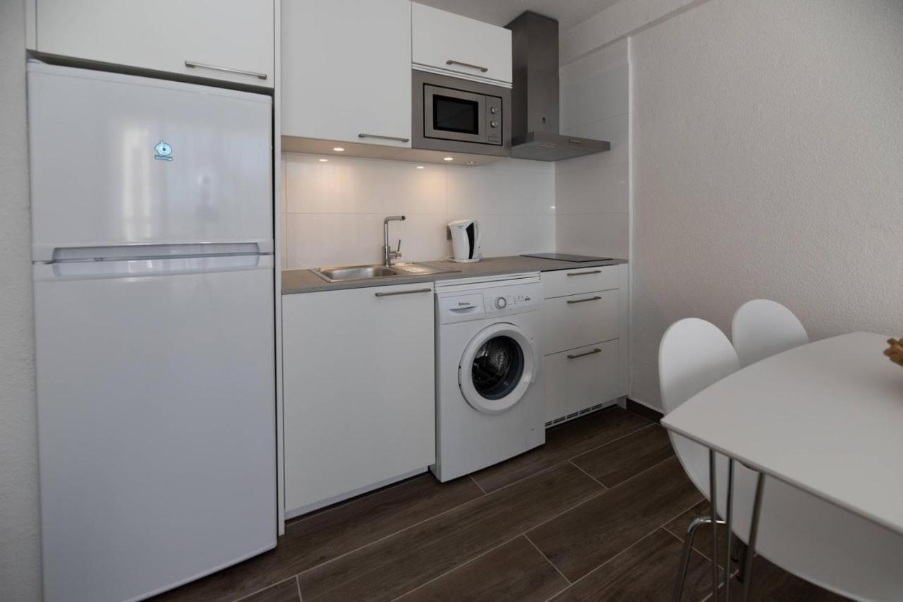 Modern Apartment With Pool And Wifi Playa Feñabe المظهر الخارجي الصورة